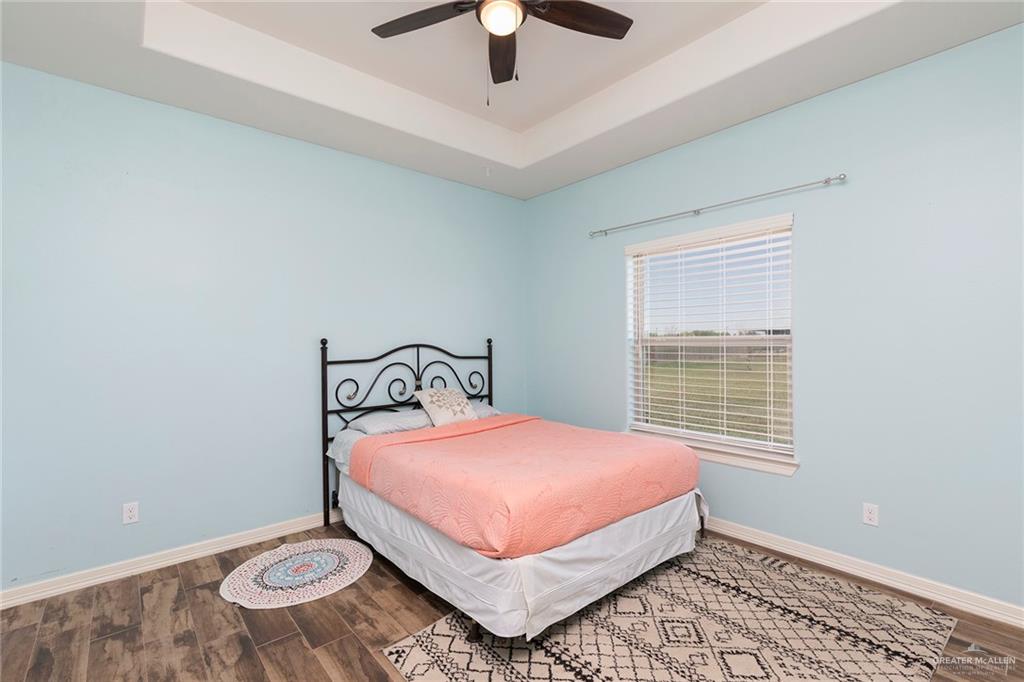 804 Splendor Boulevard Edinburg, TX 78542 - Photo 11 of 32