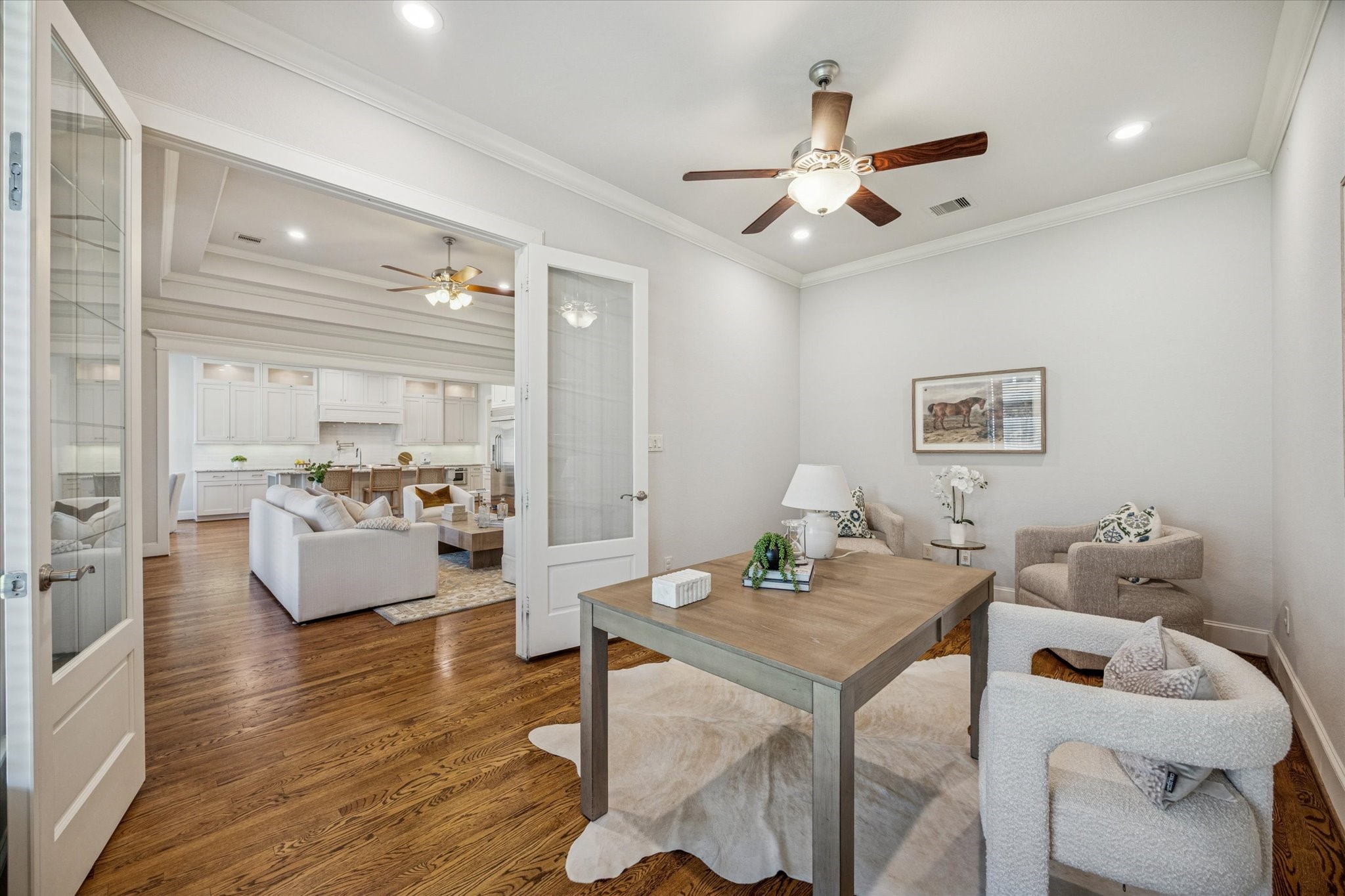 1802 Wakefield Drive Houston, TX 77018 - Photo 21 of 47 Versatile study adjacent to the living area, offering a productive and comfortable workspace.