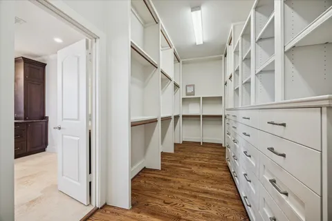 $1,200,000 | 1802 Wakefield Drive, Houston, TX 77018