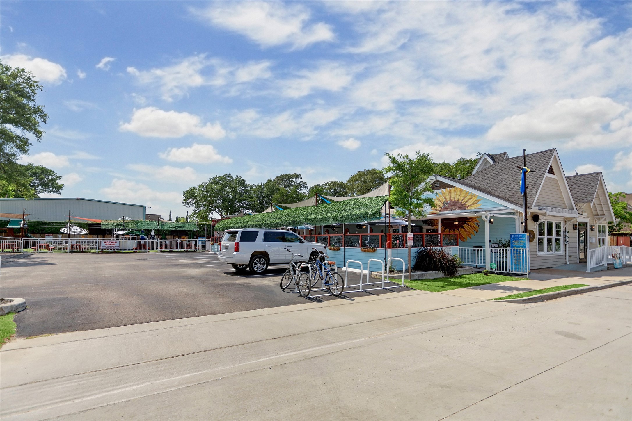 1802 Wakefield Drive Houston, TX 77018 - Photo 47 of 47 Named best new restaurant by CultureMap, D'Alba has become a staple in 77018. Whether you want a boozy brunch or a weeknight meal on the patio, D'Alba knows it's audience and has done it well.