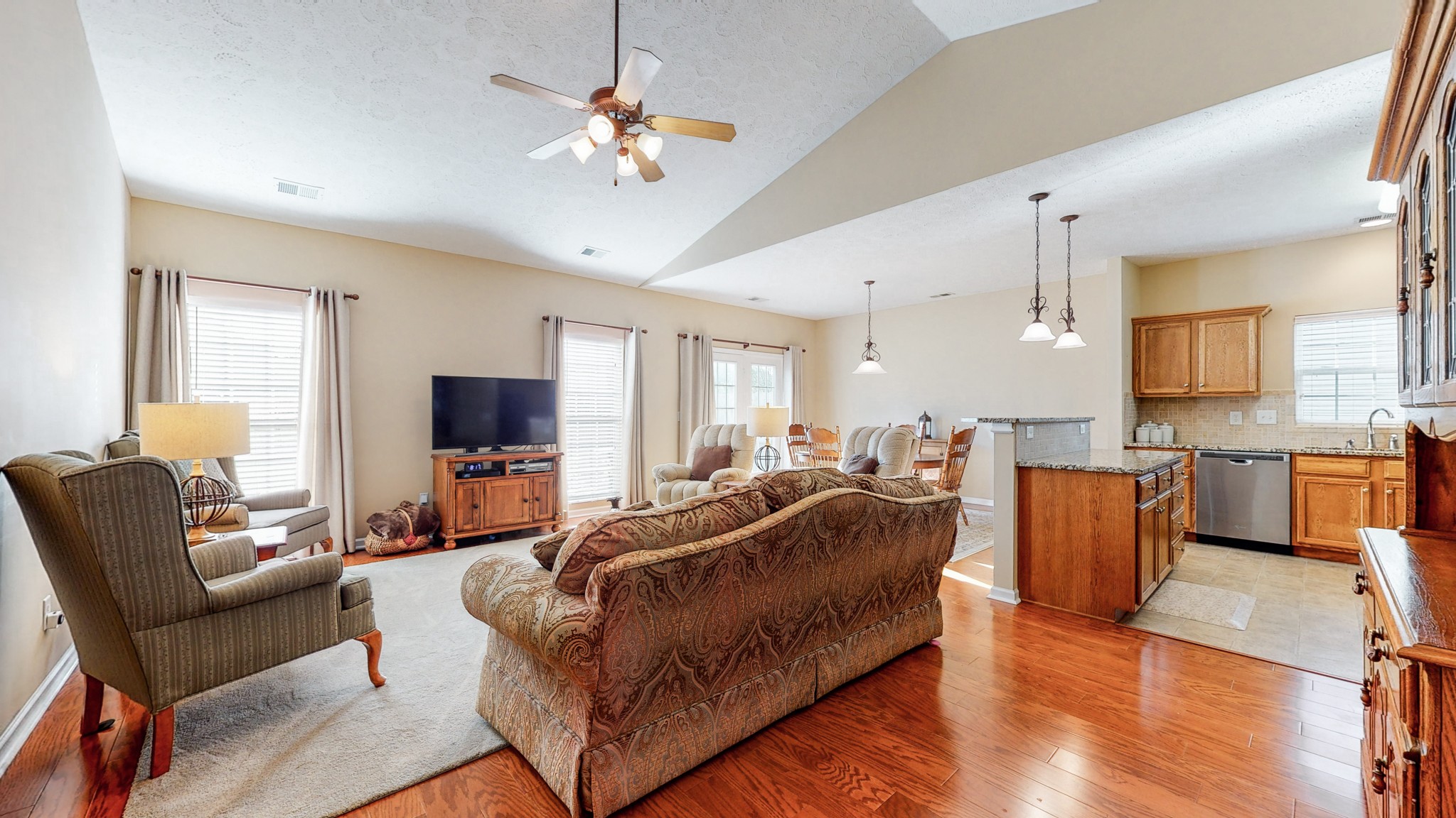 1010 Countess Lane Spring Hill, TN 37174 - Photo 4 of 22 Gallery Image 4