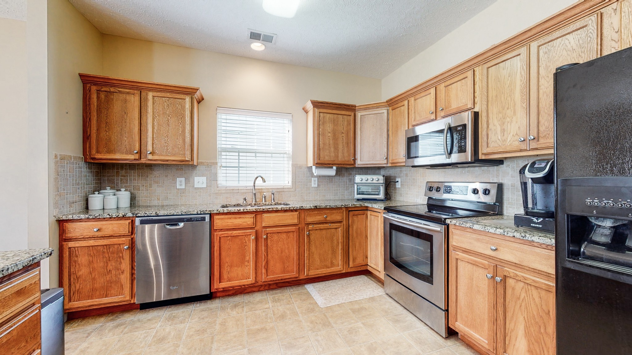 1010 Countess Lane Spring Hill, TN 37174 - Photo 7 of 22 Gallery Image 7