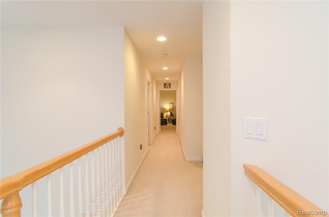 2124 Wentworth Drive Rochester, MI 48307 - Photo 19 of 45 GRU_1983.jpg