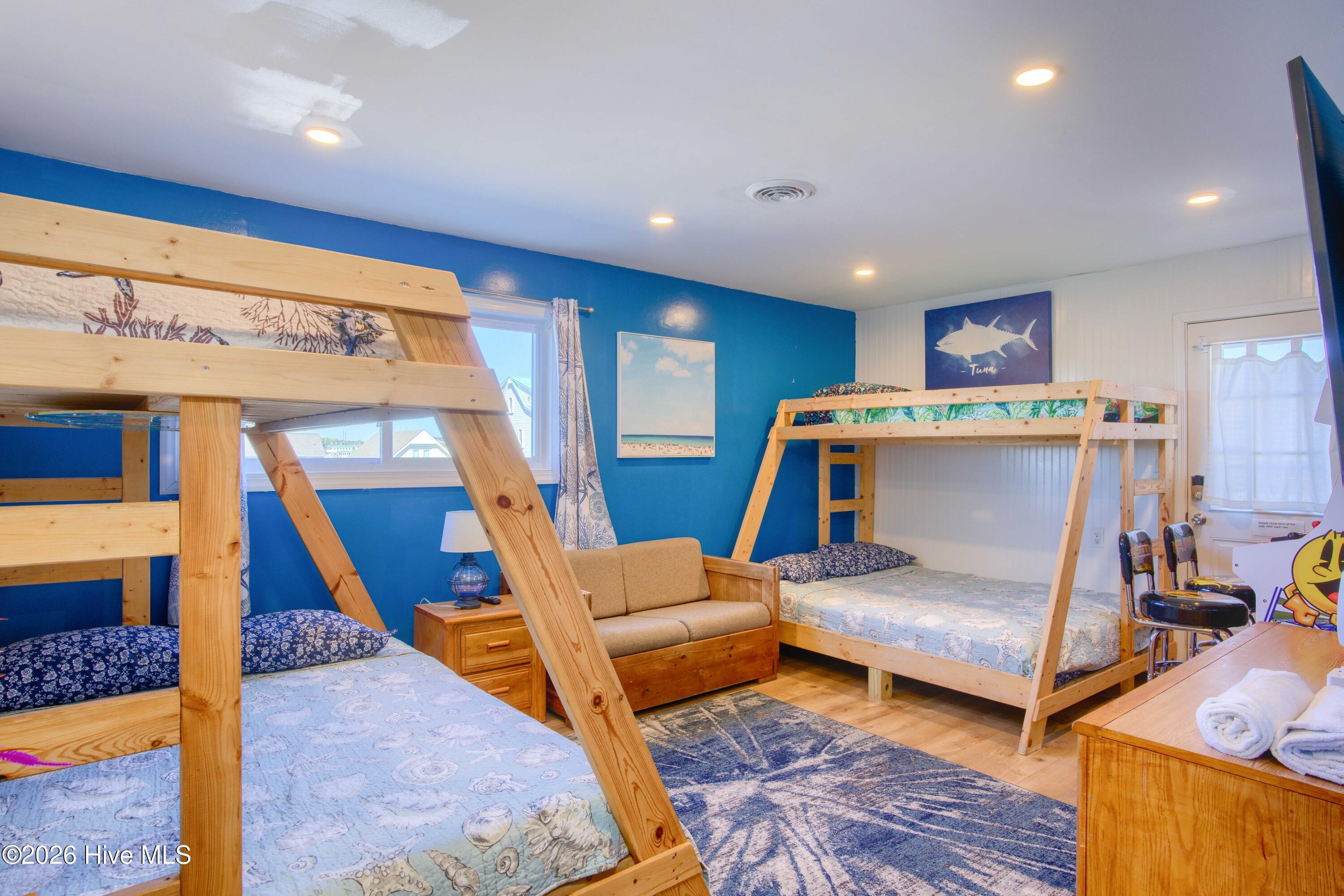 1601 New River Inlet Road North Topsail Beach, NC 28460 - Photo 30 of 85 1601 NRIR - Interior 2 - Edited_19