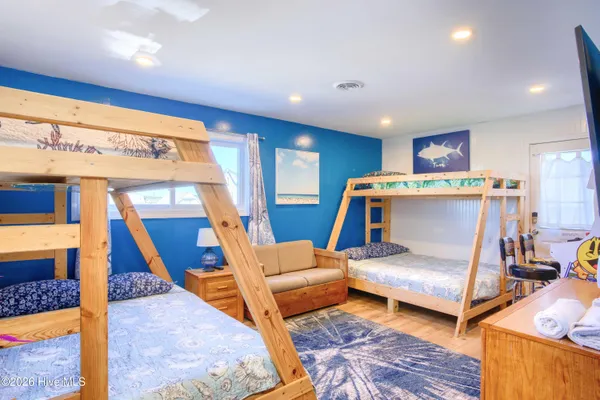 $1,359,000 | 1601 New River Inlet Road, North Topsail Beach, NC 28460