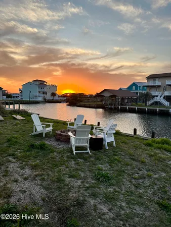 $1,359,000 | 1601 New River Inlet Road, North Topsail Beach, NC 28460
