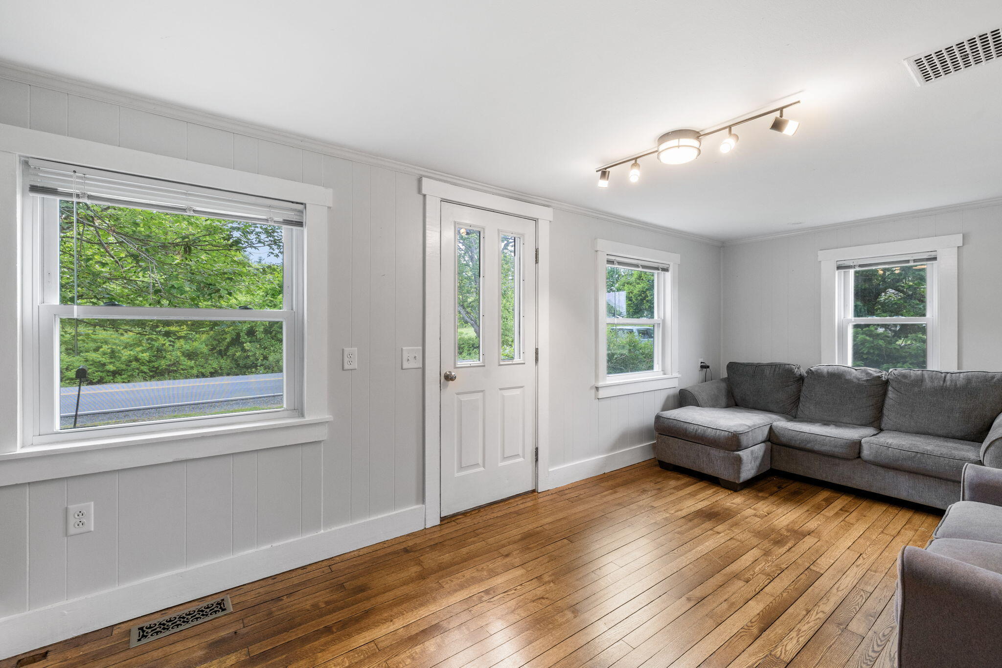 156 Lebanon Road North Berwick, ME 03906 - Photo 17 of 37 24-web-or-mls-8B3A0944