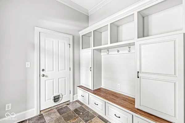 $3,999 | 331 North East Street, Indianapolis, IN 46202