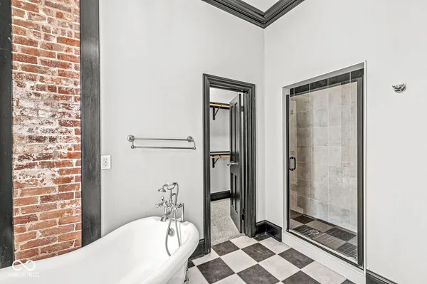 $3,999 | 331 North East Street, Indianapolis, IN 46202