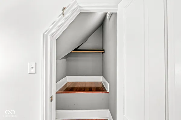 $3,999 | 331 North East Street, Indianapolis, IN 46202