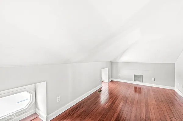 $3,999 | 331 North East Street, Indianapolis, IN 46202