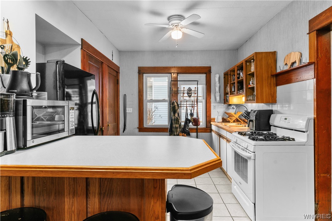 5260 Broadway Lancaster, NY 14086 - Photo 13 of 31