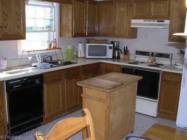 7430 Pine Trail Road Pfafftown, NC 27040 - Photo 4 of 9 Other.