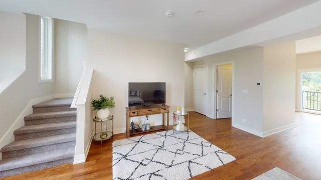 $5,775,000 | 504 Highlands Parkway, Itasca, IL 60143