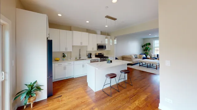 $5,775,000 | 504 Highlands Parkway, Itasca, IL 60143