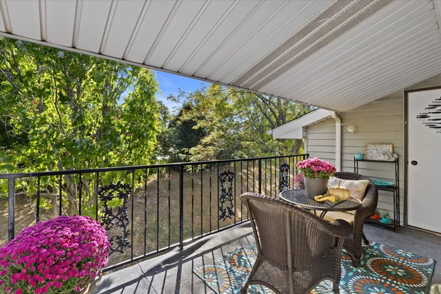 $259,500 | 5810 Ring Neck Terrace, Unit 204, Mount Pleasant, WI 53406