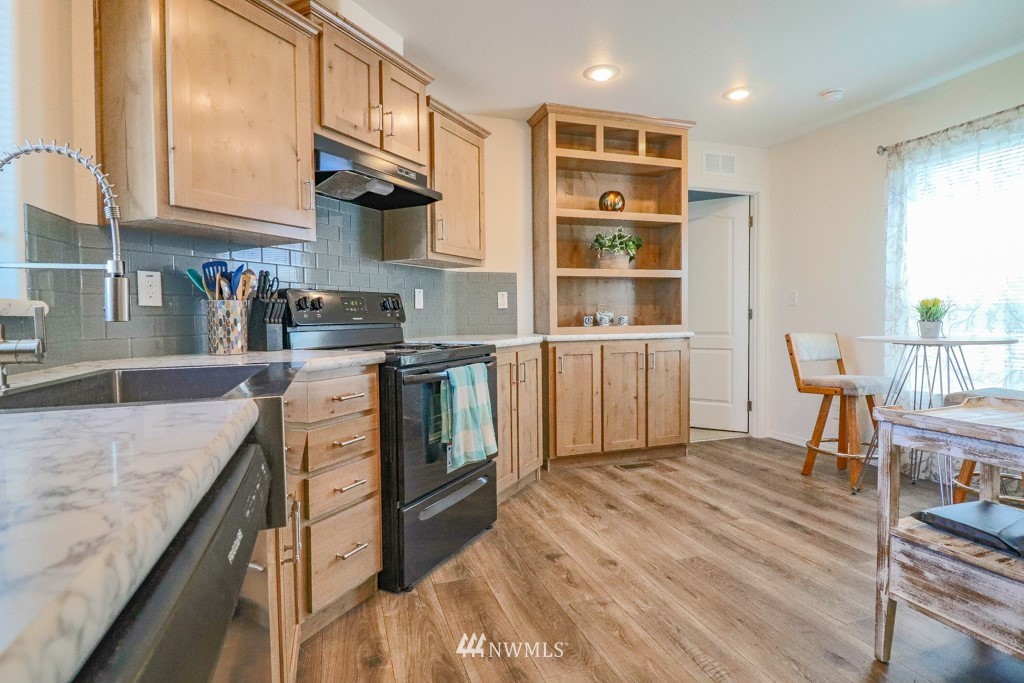 204 Southwest Terry Road, Unit 11 Coupeville, WA 98239 - Photo 19 of 23 Gallery Image 19