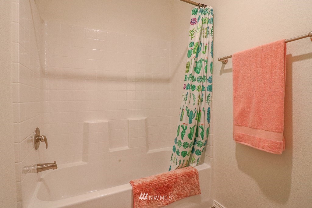 204 Southwest Terry Road, Unit 11 Coupeville, WA 98239 - Photo 9 of 23 Gallery Image 9