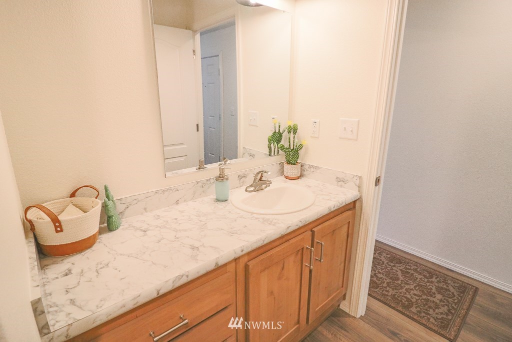 204 Southwest Terry Road, Unit 11 Coupeville, WA 98239 - Photo 10 of 23 Gallery Image 10