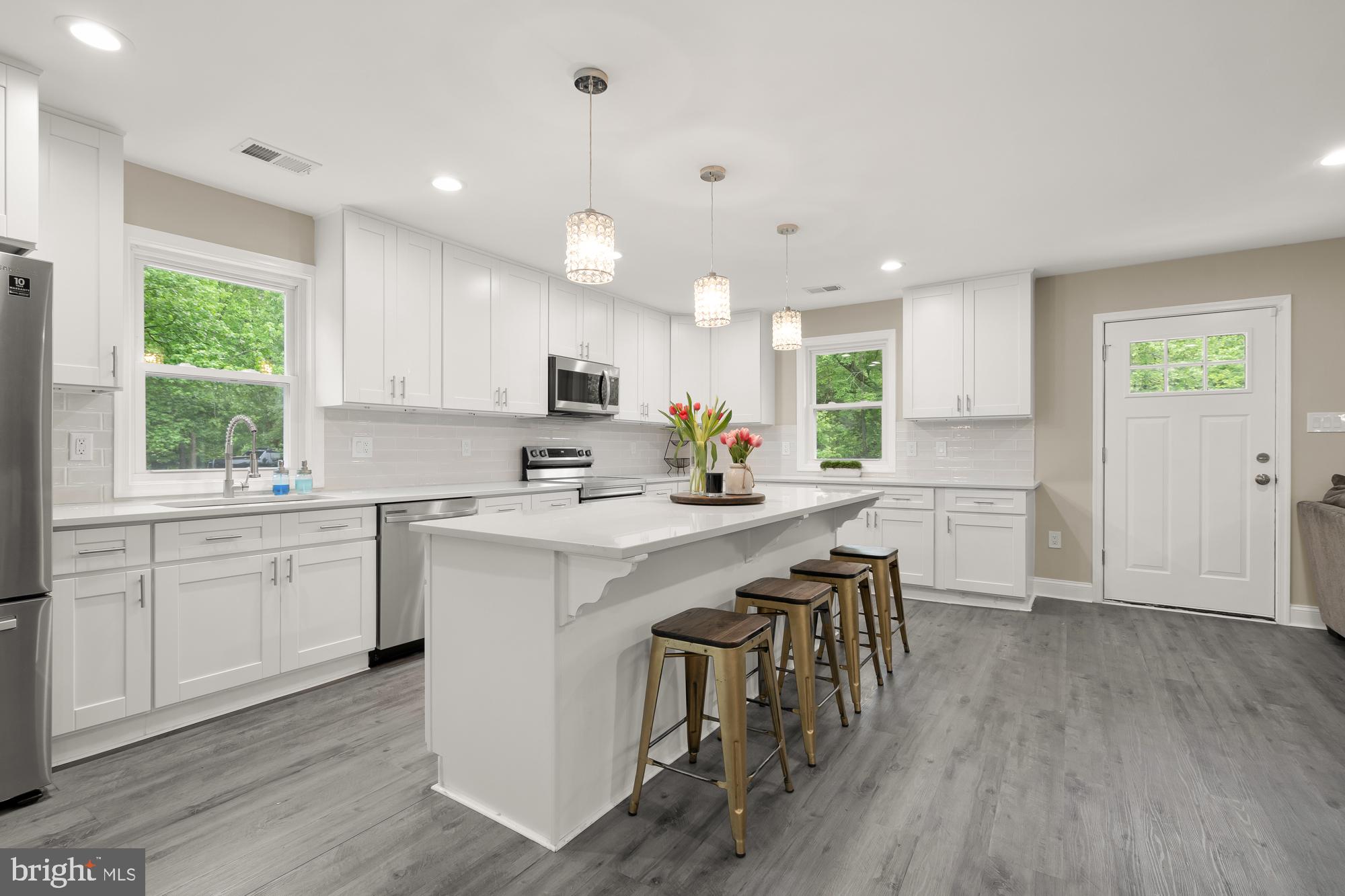 7625 Billingsley Road White Plains, MD 20695 - Photo 6 of 27