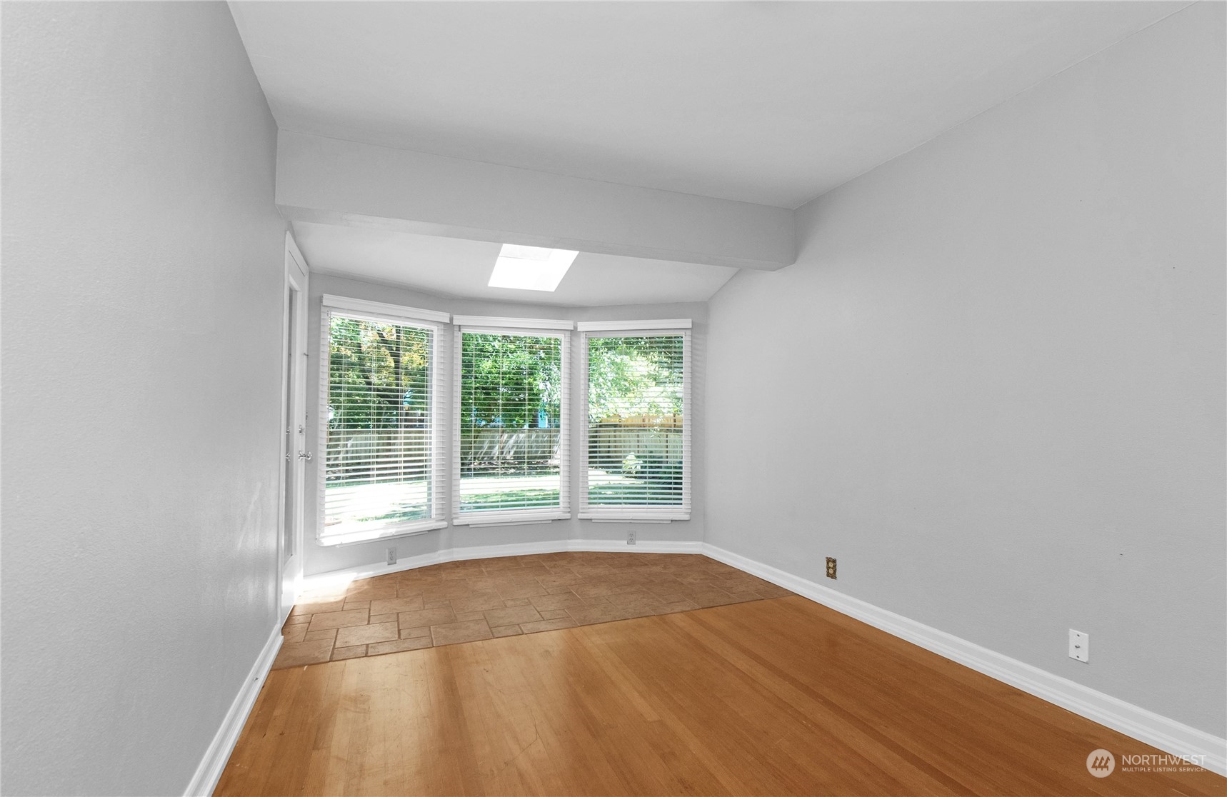 3122 Maringo Road Southeast Olympia, WA 98501 - Photo 9 of 32 Gallery Image 9