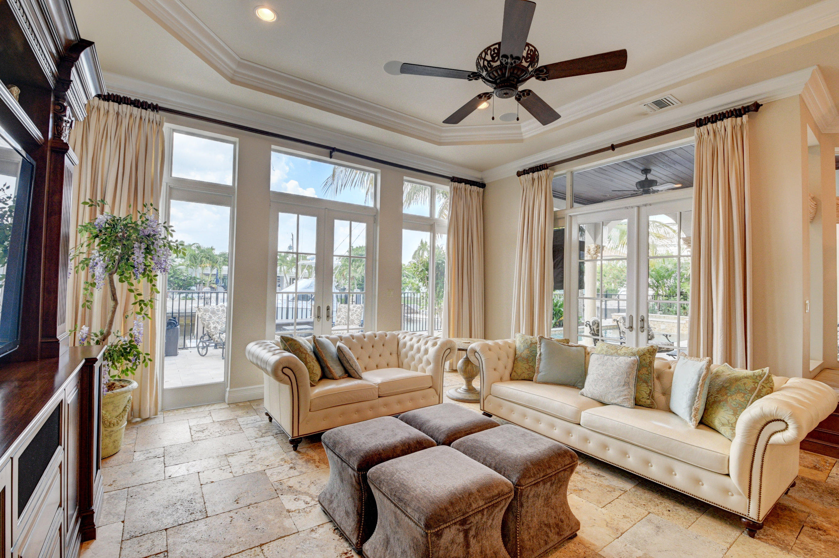 823 Northeast 71st Street Boca Raton, FL 33487 - Photo 25 of 68 823 NE 71st Street Boca Raton 1 (31)