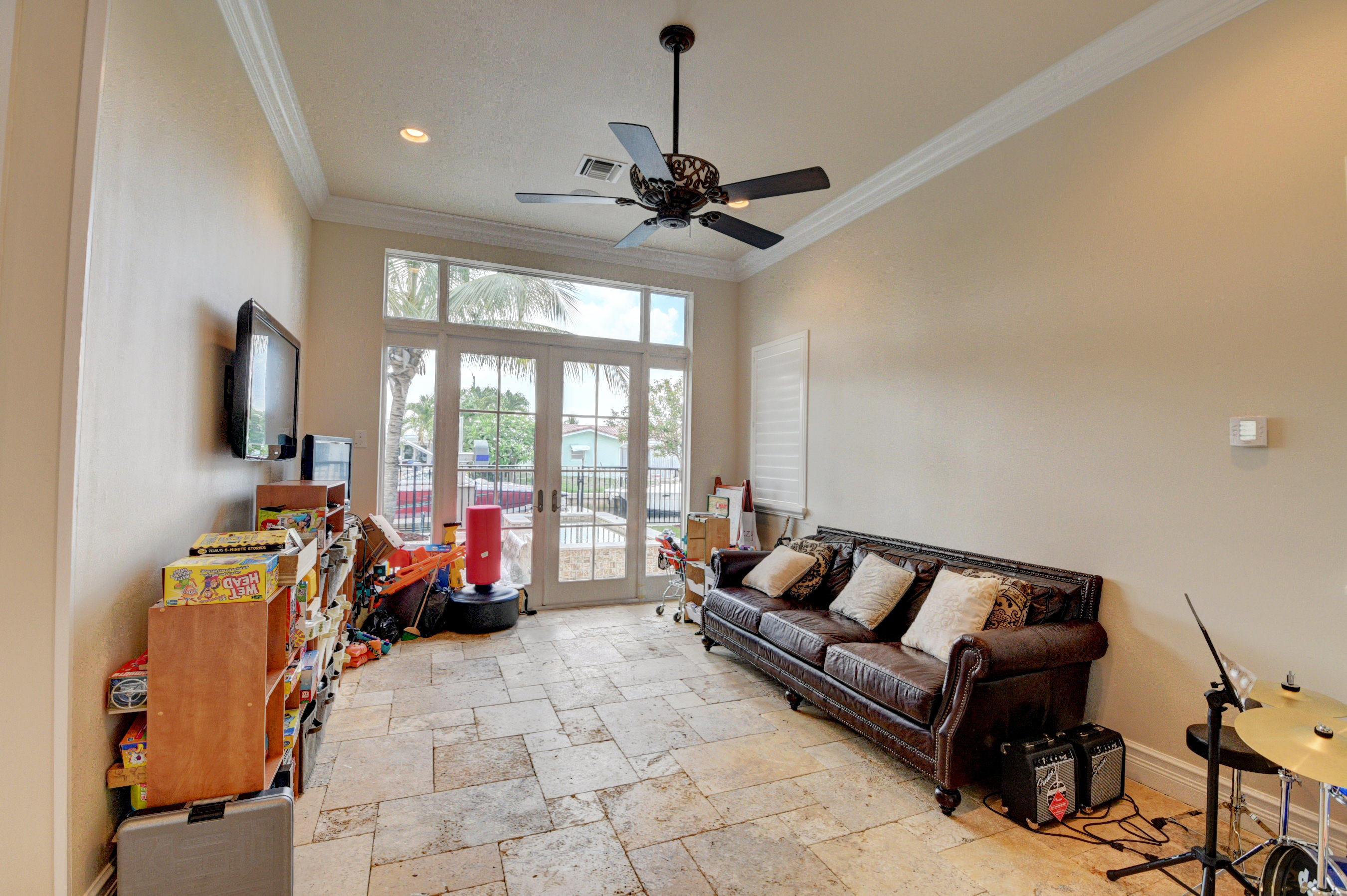 823 Northeast 71st Street Boca Raton, FL 33487 - Photo 26 of 68 823 NE 71st Street Boca Raton 1 (38)