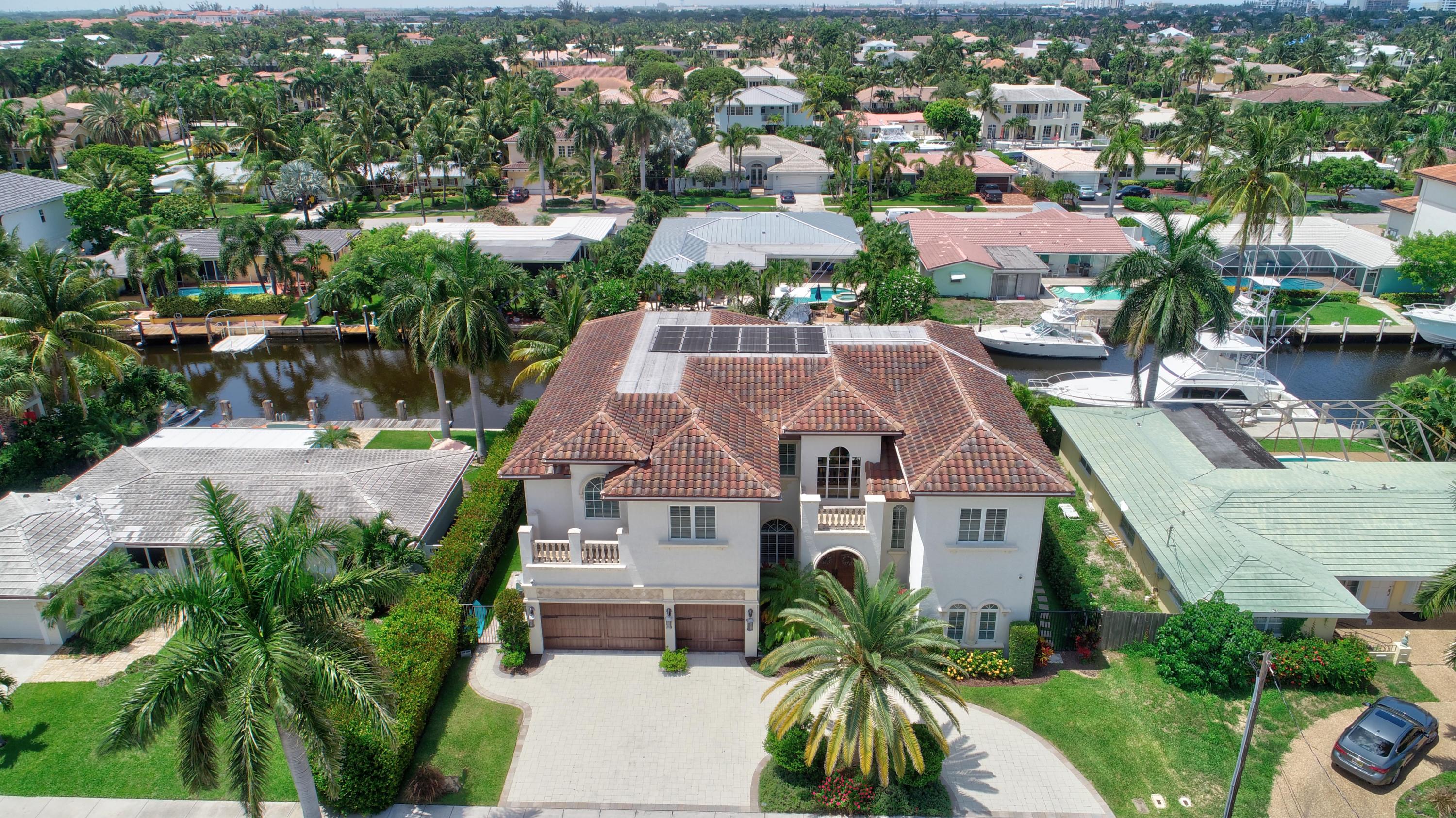 823 Northeast 71st Street Boca Raton, FL 33487 - Photo 3 of 68 823 NE 71st Street Boca Raton 1 (1)