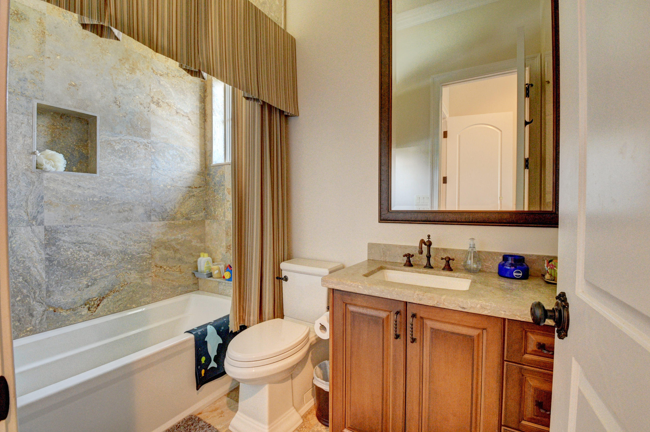823 Northeast 71st Street Boca Raton, FL 33487 - Photo 34 of 68 823 NE 71st Street Boca Raton 1 (47)
