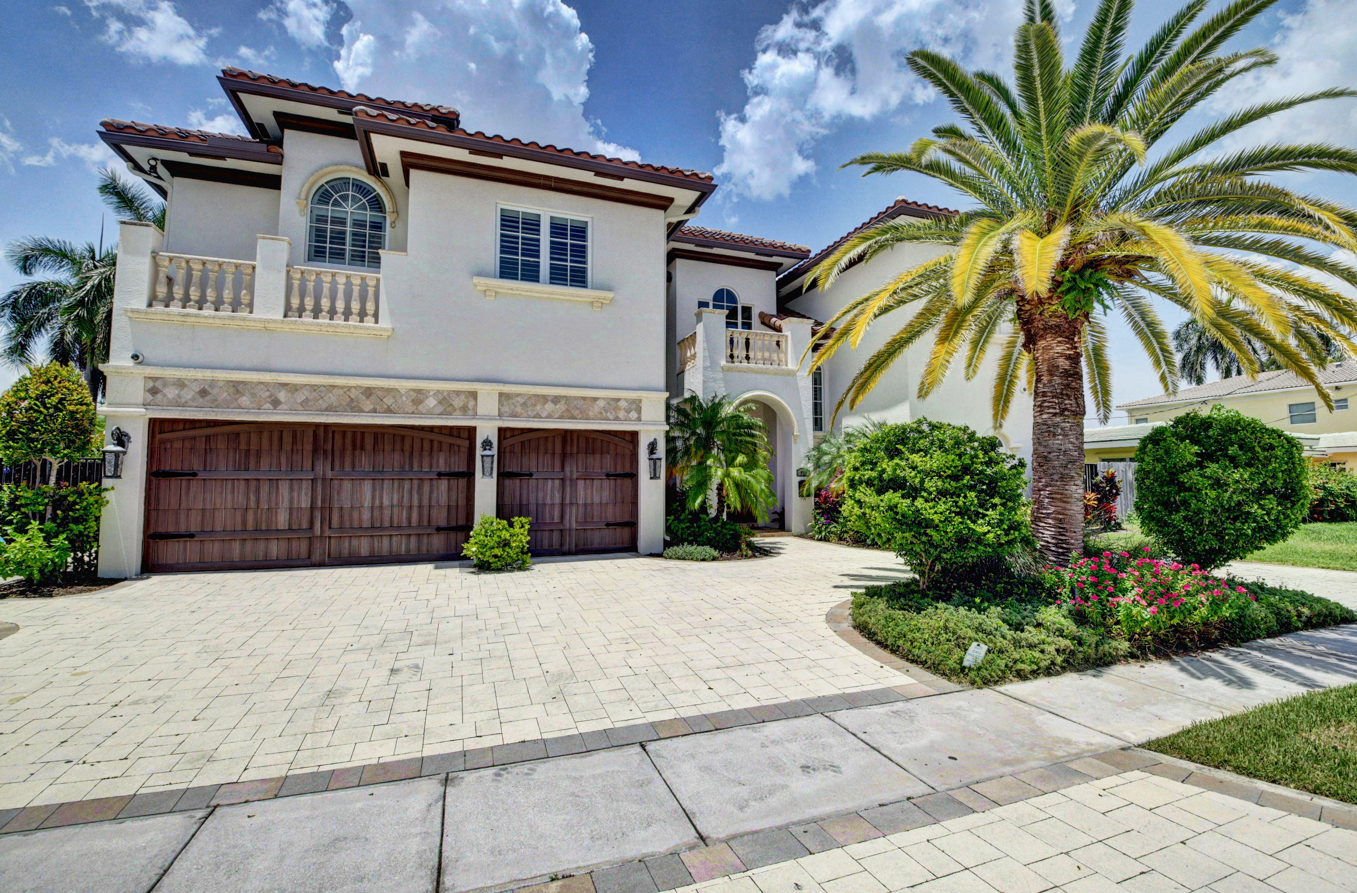 823 Northeast 71st Street Boca Raton, FL 33487 - Photo 4 of 68 823 NE 71st Street Boca Raton 1 (12)