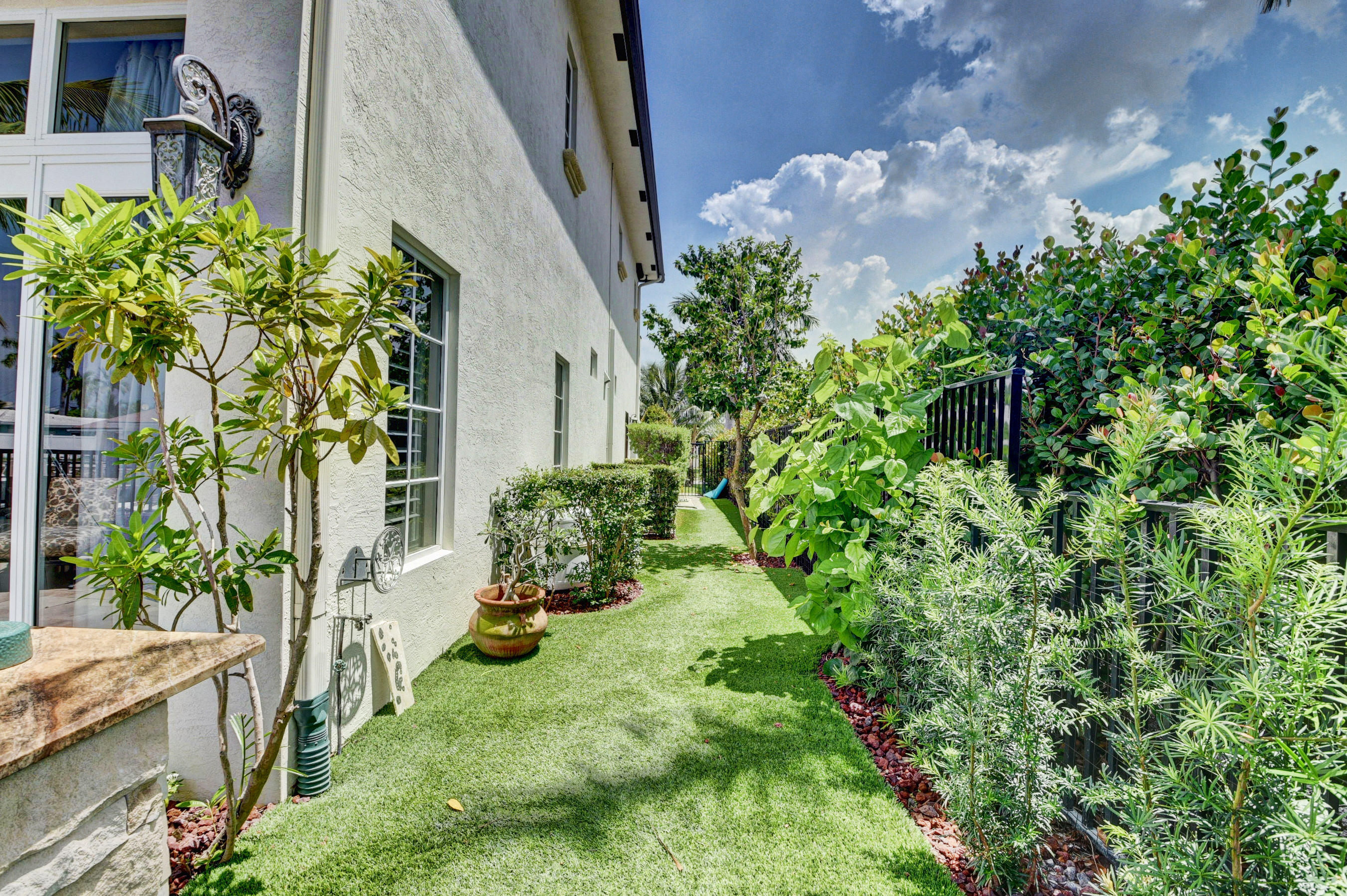 823 Northeast 71st Street Boca Raton, FL 33487 - Photo 66 of 68 823 NE 71st Street Boca Raton 1 (69)