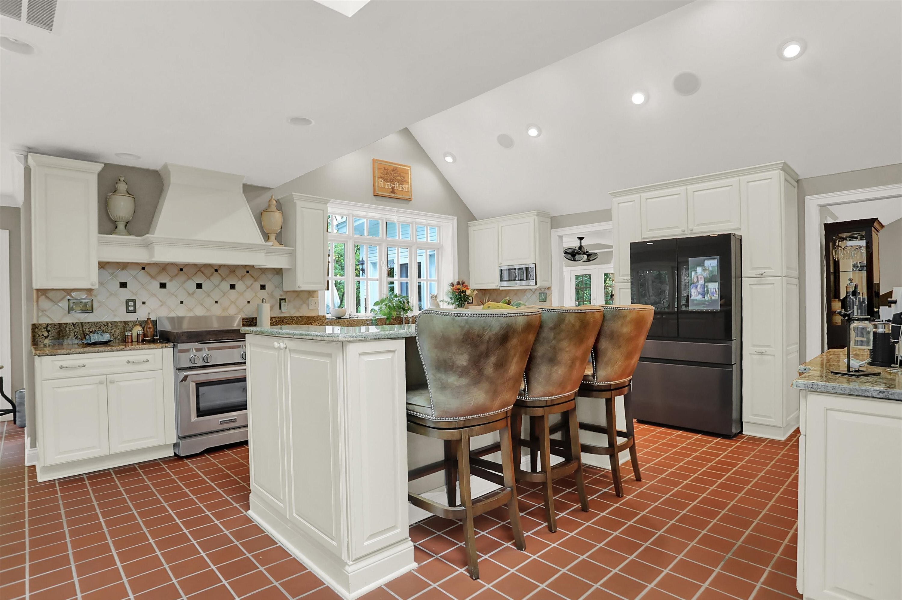 8271 Moore Road Indianapolis, IN 46278 - Photo 21 of 100 Gallery Image 21