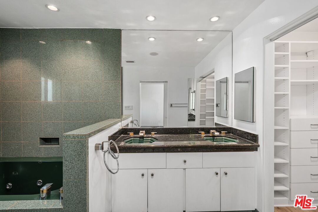 3023 Berkeley Avenue, Unit 8 Los Angeles, CA 90026 - Photo 35 of 38