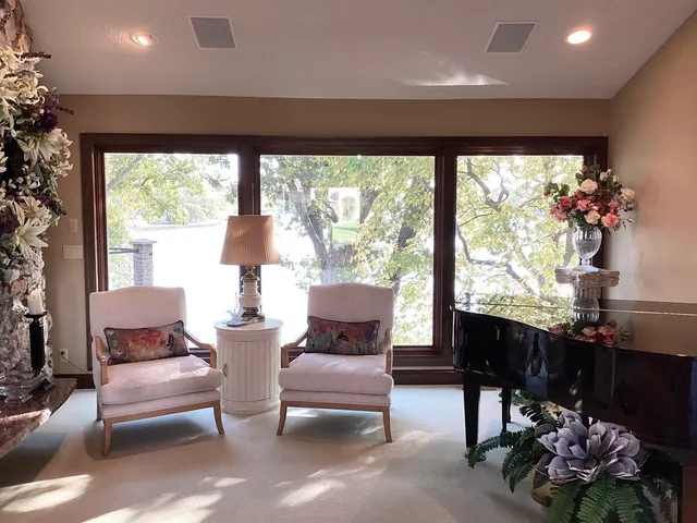 $849,900 | 1516 Bay Oaks Drive, Albert Lea, MN 56007