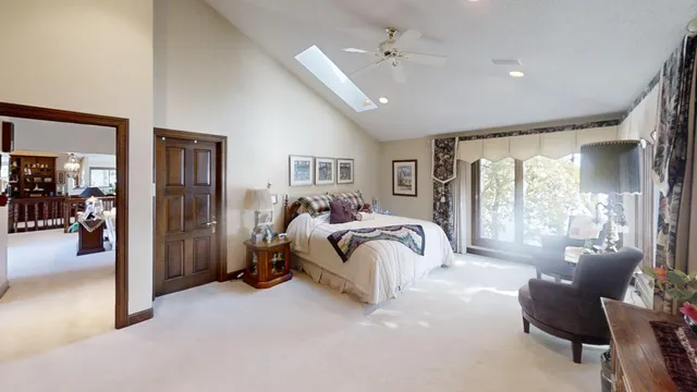 $849,900 | 1516 Bay Oaks Drive, Albert Lea, MN 56007