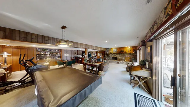 $849,900 | 1516 Bay Oaks Drive, Albert Lea, MN 56007