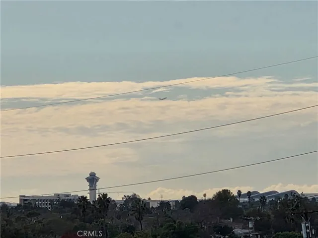 a view of terrace with city view