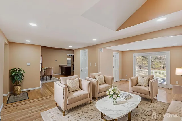 $4,400 | 3850 Highway 27, Princeton, NJ 08540