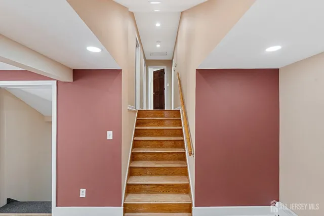 $4,400 | 3850 Highway 27, Princeton, NJ 08540