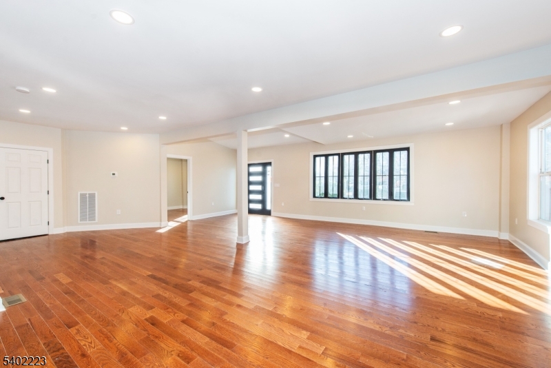 50 Grand Avenue Ridgefield Park, NJ 07660 - Photo 8 of 35