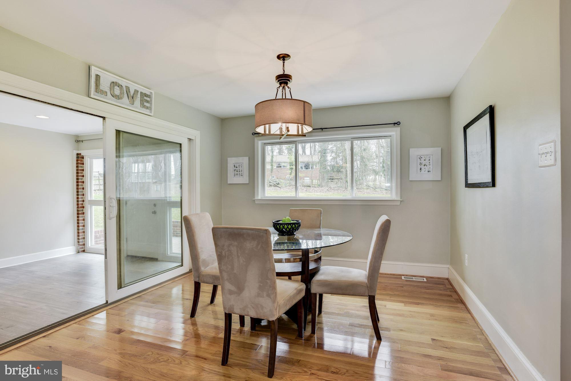 14545 Roxbury Road Glenelg, MD 21737 - Photo 5 of 34 Dining Room | Hardwood Floors
