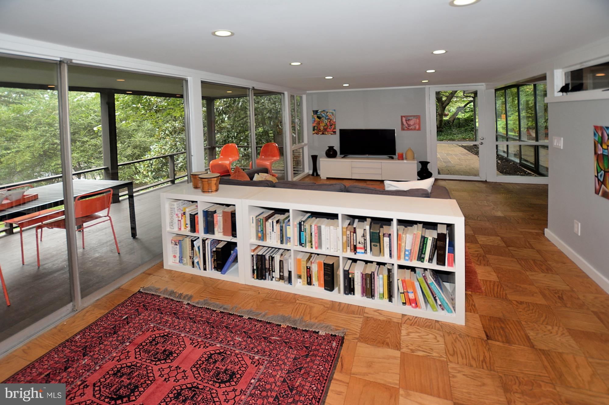 2209 Marthas Road Alexandria, VA 22307 - Photo 16 of 30 Family Room