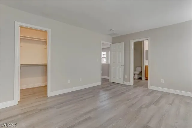 $2,000 | 7021 Town Forest Avenue, Las Vegas, NV 89179