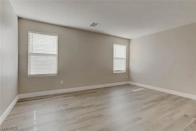 $2,000 | 7021 Town Forest Avenue, Las Vegas, NV 89179