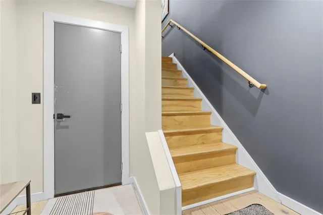 $5,900 | 5228 Dresden Way, Pittsburgh, PA 15201