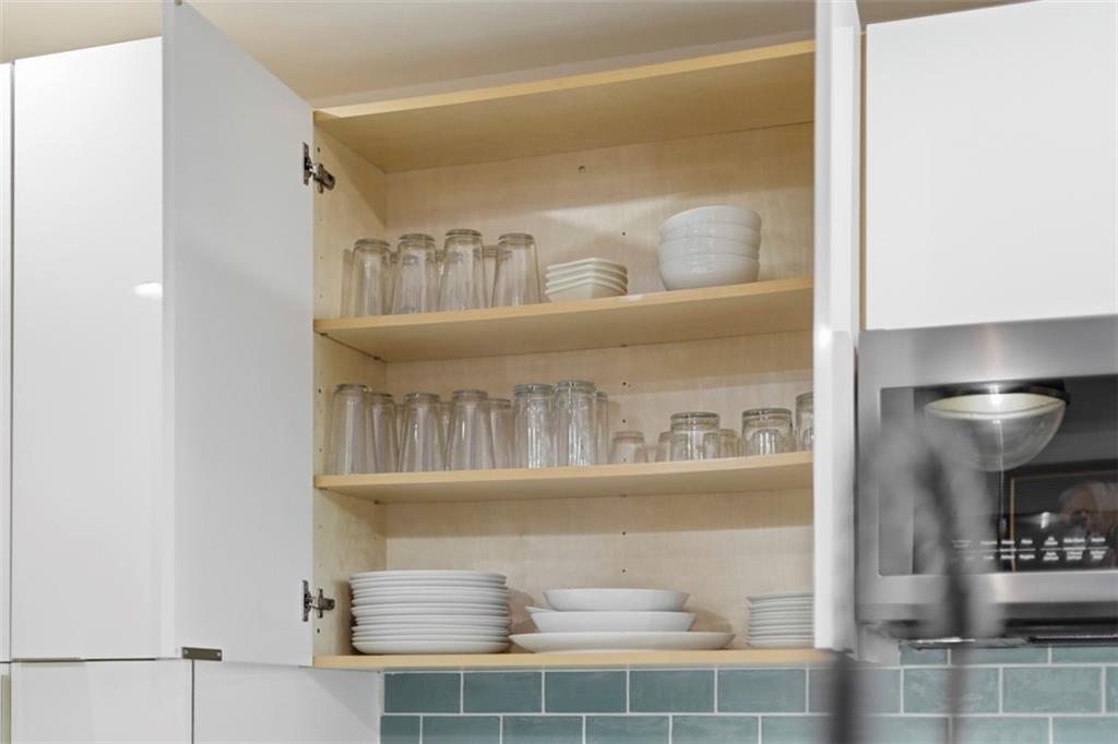 5228 Dresden Way Pittsburgh, PA 15201 - Photo 10 of 48