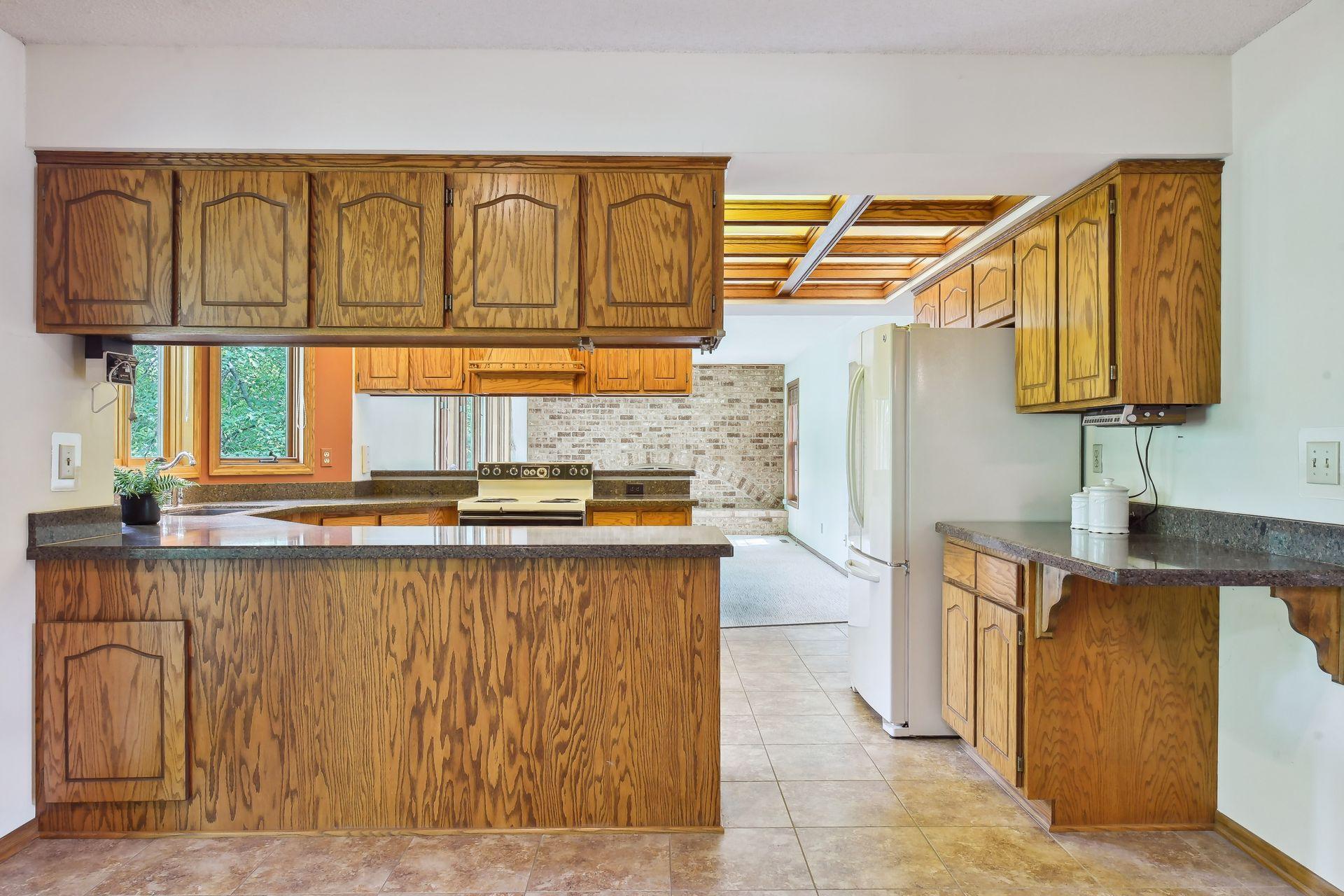 11801 Driftwood Road Eden Prairie, MN 55344 - Photo 11 of 23