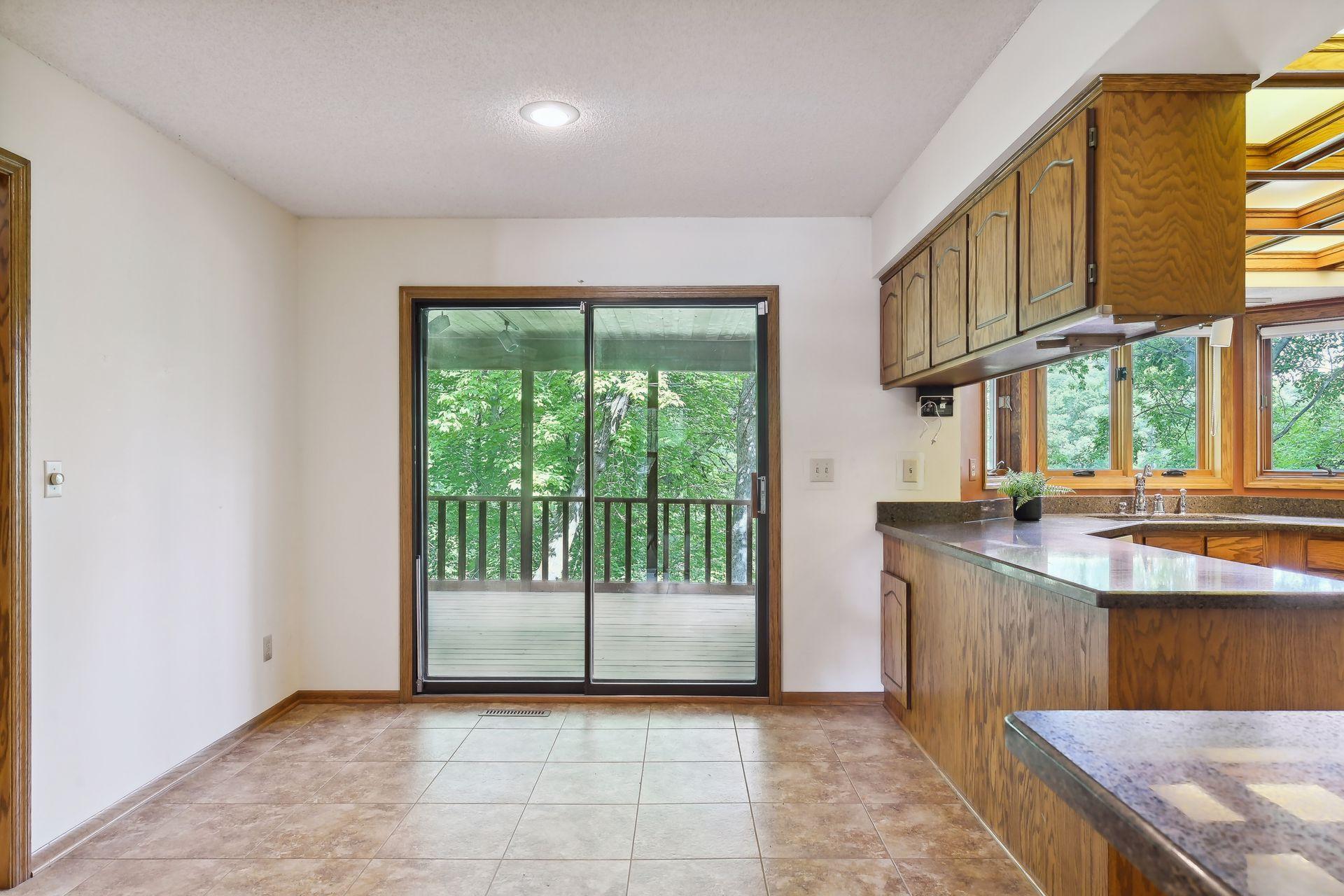 11801 Driftwood Road Eden Prairie, MN 55344 - Photo 13 of 23