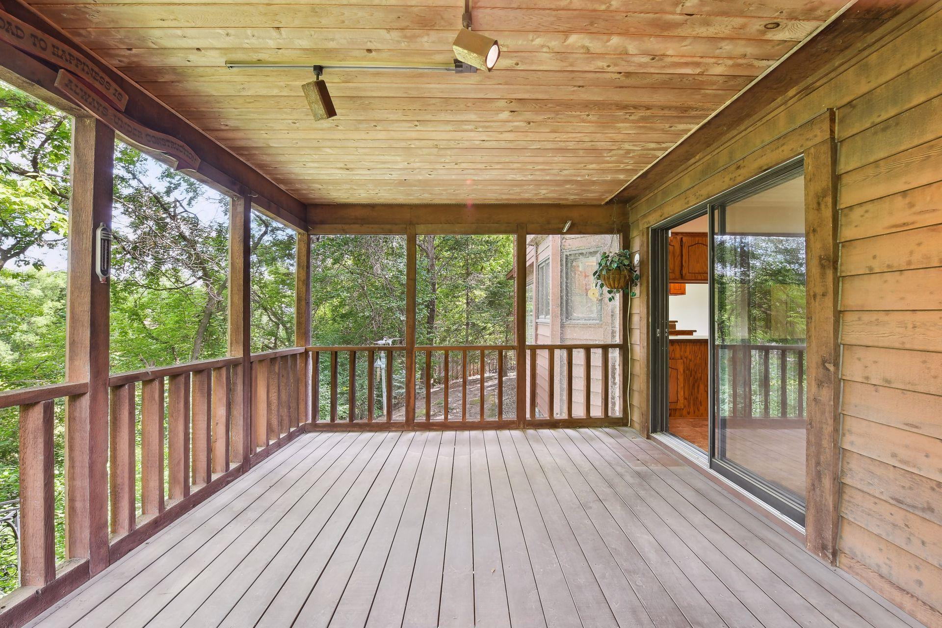 11801 Driftwood Road Eden Prairie, MN 55344 - Photo 14 of 23