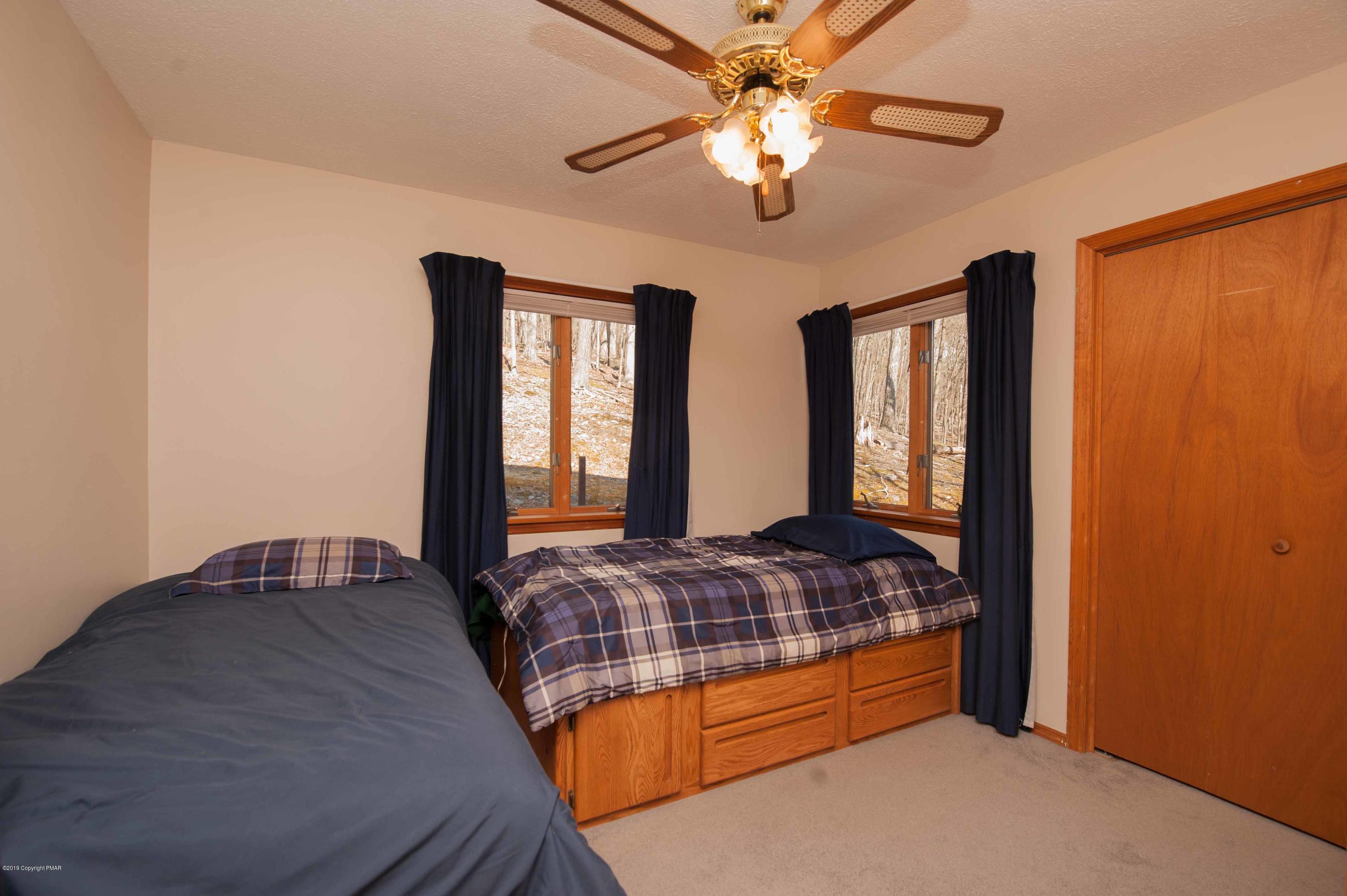 141 Radcliff Road Bushkill, PA 18324 - Photo 23 of 24 Bedroom 2